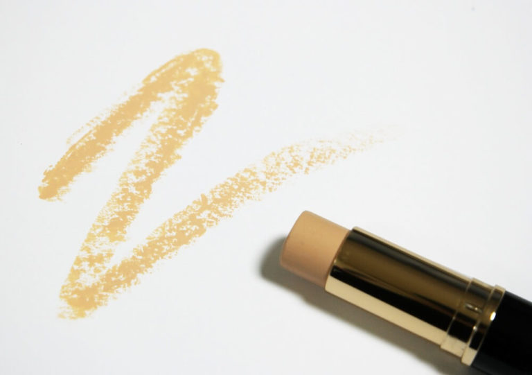 SiliconeBased Foundation WaterBased Primer? Makeup Guide to Base